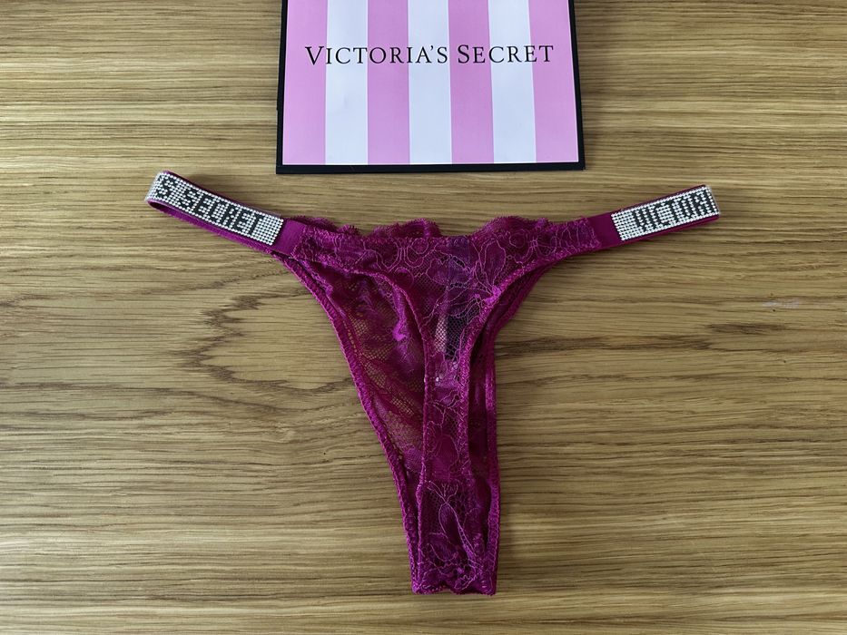 NOWE stringi Victoria’s Secret rozmiar S / M cyrkonie
