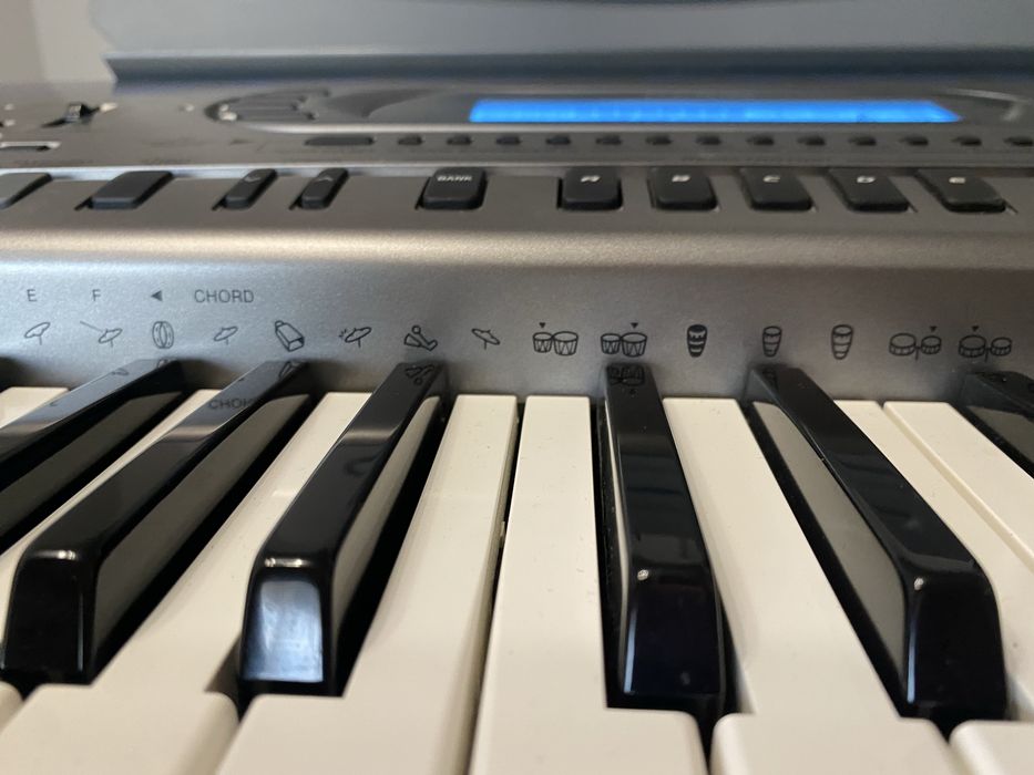 Keyboard pianino CASIO WK-1800