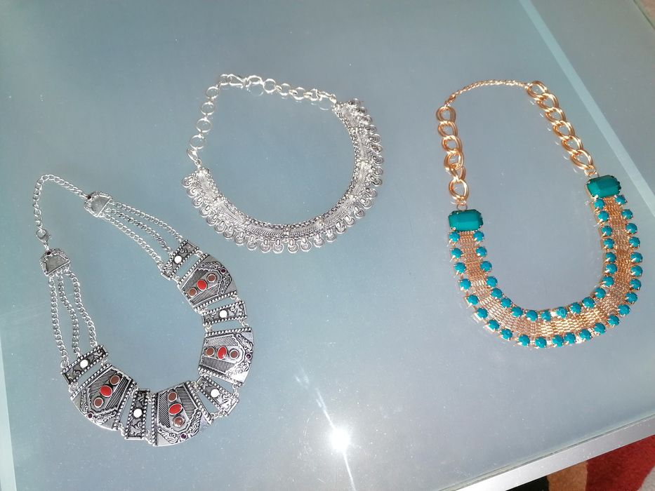 Bijuteria ( colares, pulseiras, anéis e pregadeiras )