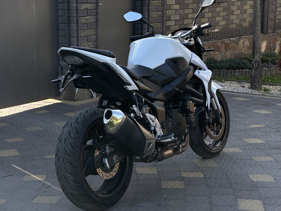 Suzuki gsr 750 (gsx-r, gsx-s 750) 2014