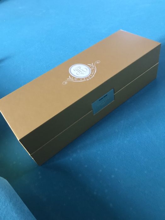 Garrafa champagne cristal vazia