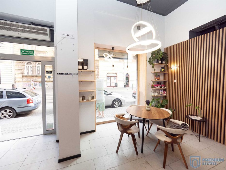 Lokal parterowy z witryną, ul. Karmelicka ENG