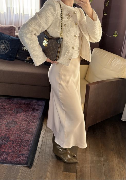 Атласна спідниця Zara