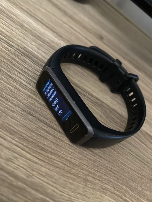 huawei band 4.