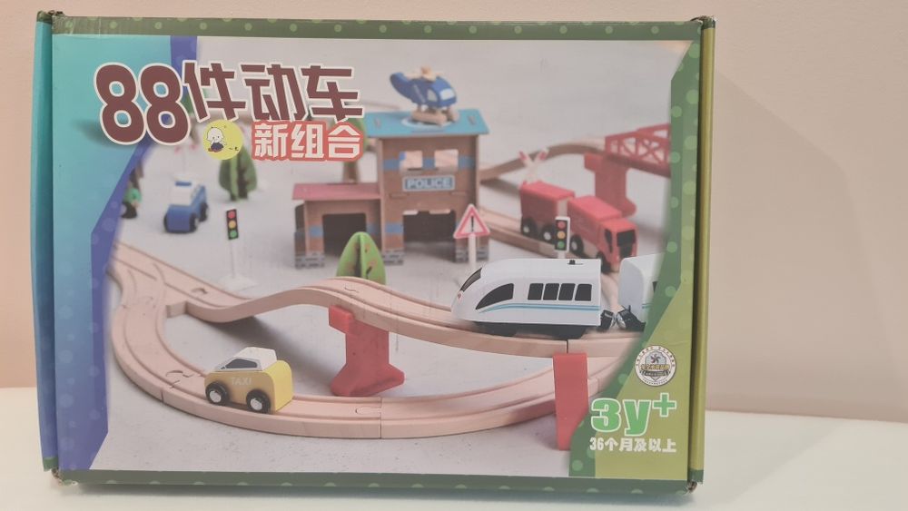 Drewniany tor , kolejka