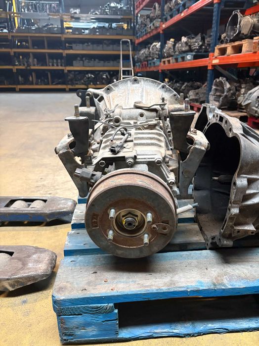 Caixa de Velocidades Isuzu Nkr 3.0D