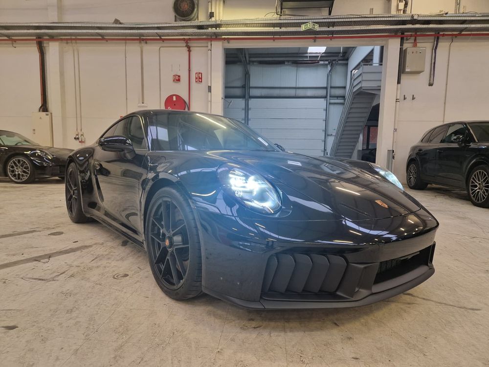 Porsche 911 (992) Carrera GTS