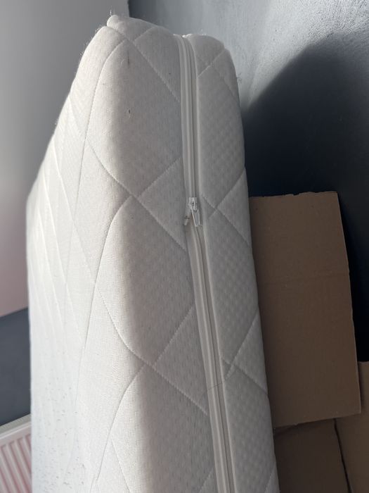 Materac oddam za free