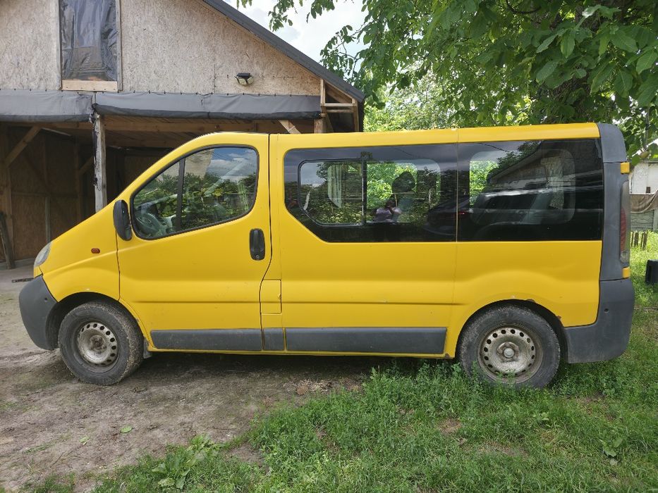 Продати авто Opel Vivaro