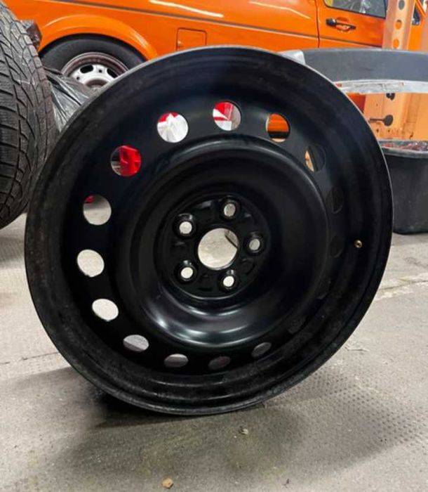 Felgi stalowe 16cali 5x100 TOYOTA Avensis Prius Corolla Versa LEXUS CT