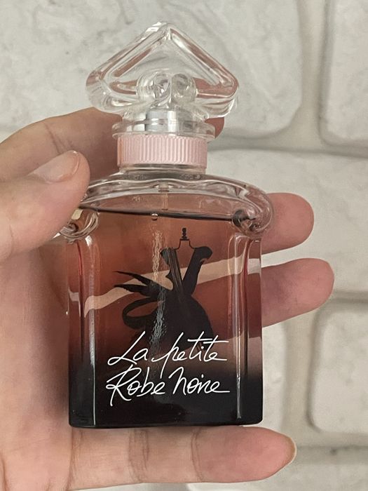 Perfumy la petite robe  noire