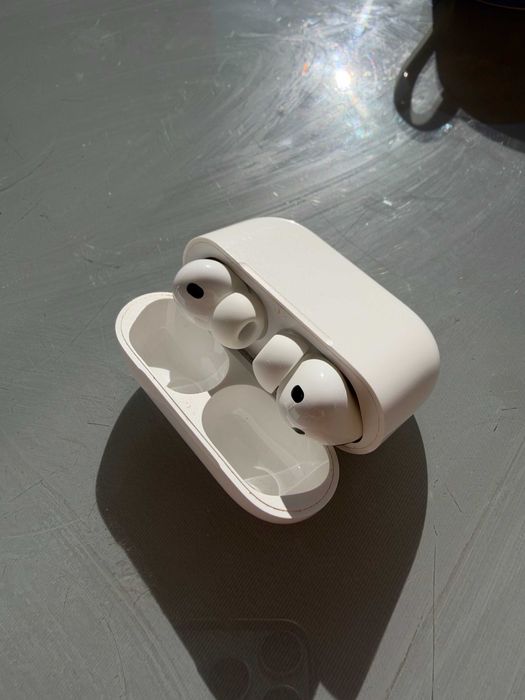 Apple AirPods Pro 3 com caixa de carregamento USB-C