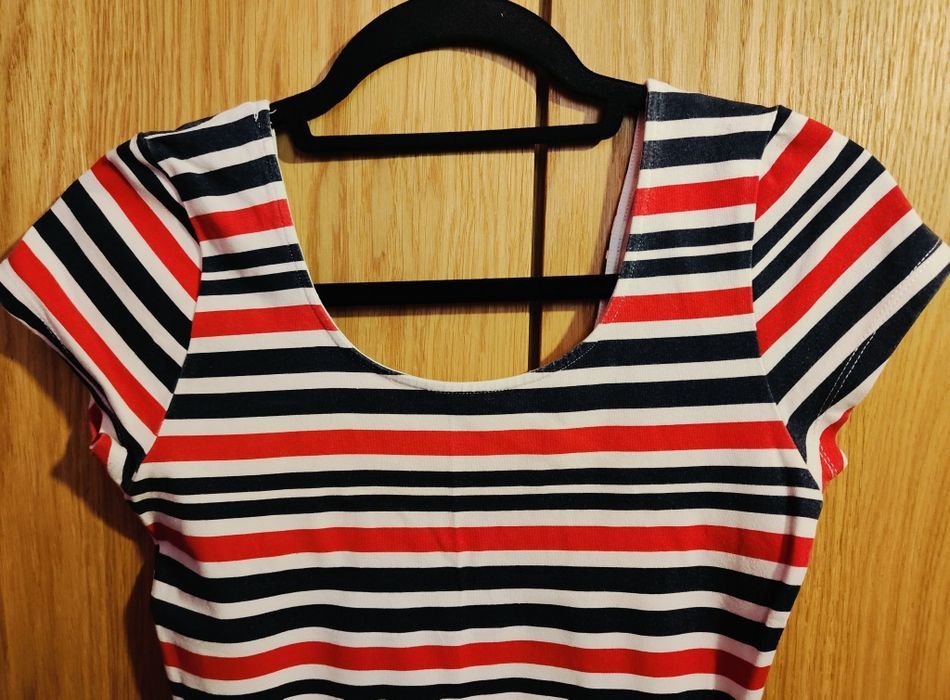 Sukienka  bawełniana Tuba w paski z dekoltem U Kobieca S PULL&BEAR