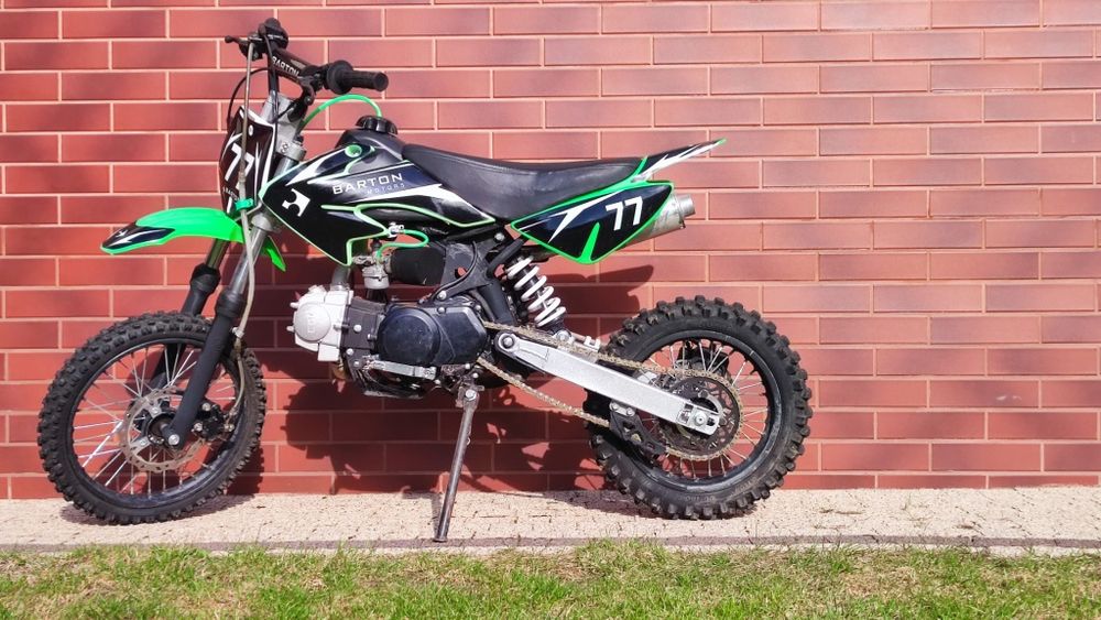 Motocross cross Barton 125 cm motor motocykl