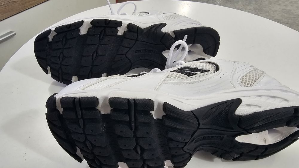 Sapatilhas New Balance 530