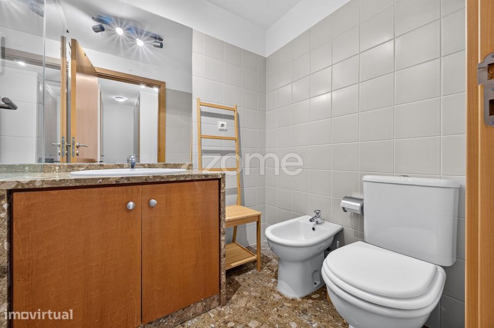 Apartamento T2 mobilado para arrendamento no Lumiar – Alta de Lisboa