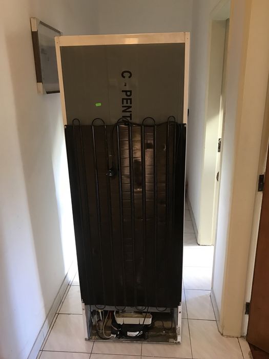 Frigorífico Combinado Indesit LR7 W 308L Classe E, Para arranjar
