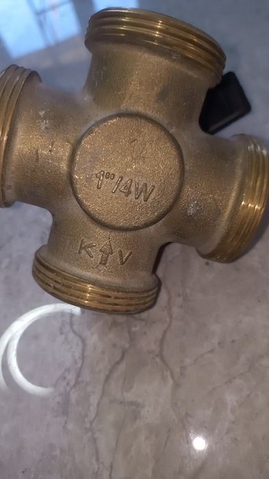 Zawór mieszający 4 drogowy