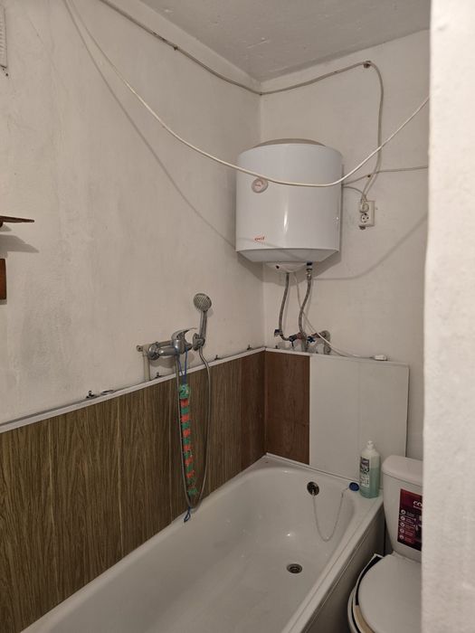 Продаж двоповерхового таунхаусу