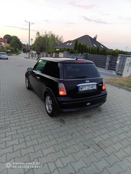 BMW MINI ONE 1,6 Benzyna