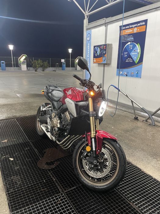 Honda CB650R 35Kw A2 2021 deslimitada