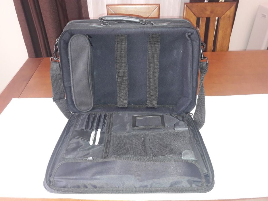 Mala PC Marca Dell, como nova