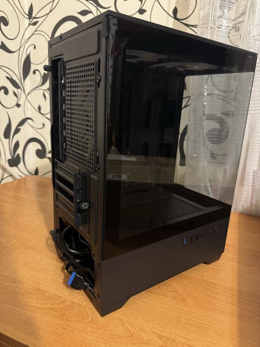 Корпус пк Gamedias Aura (акваріум +3 argb вентилятора(