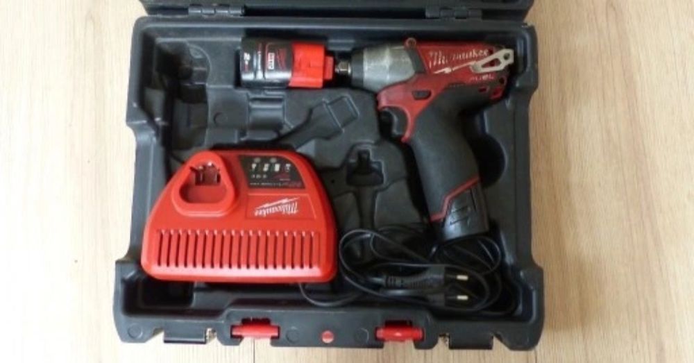 Klucz udarowy milwaukee M12. Stan b.db.