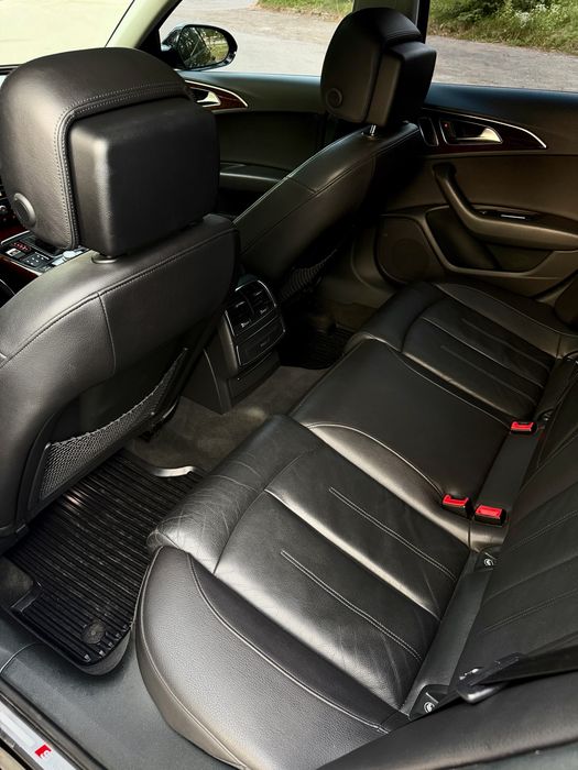 Audi A6 2015 VIN WAUFGAFC5GN022972 фото оголошення 14 з 23