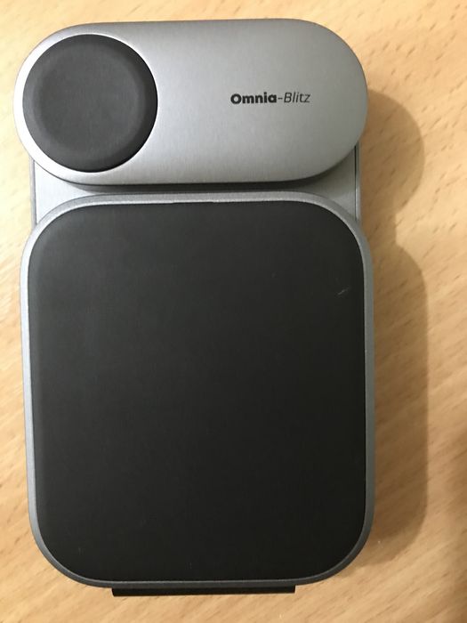 Складная  магнитная беспроводная зарядка 3в1 Amegat