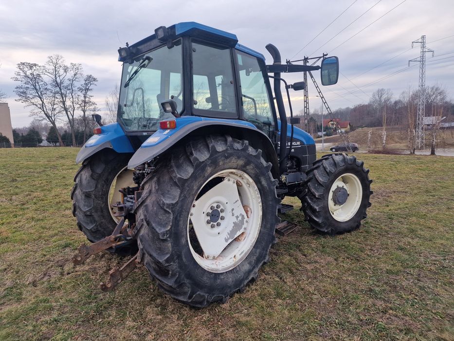 Traktor New Holland TS115 bardzo dobrym stanie
