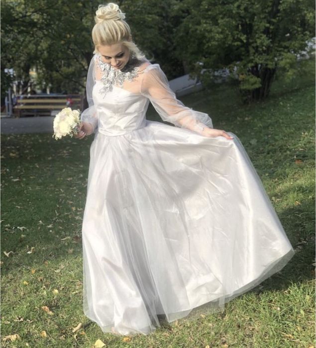 Сукня з пишними прозорими рукавами спідницею вишивка M-L