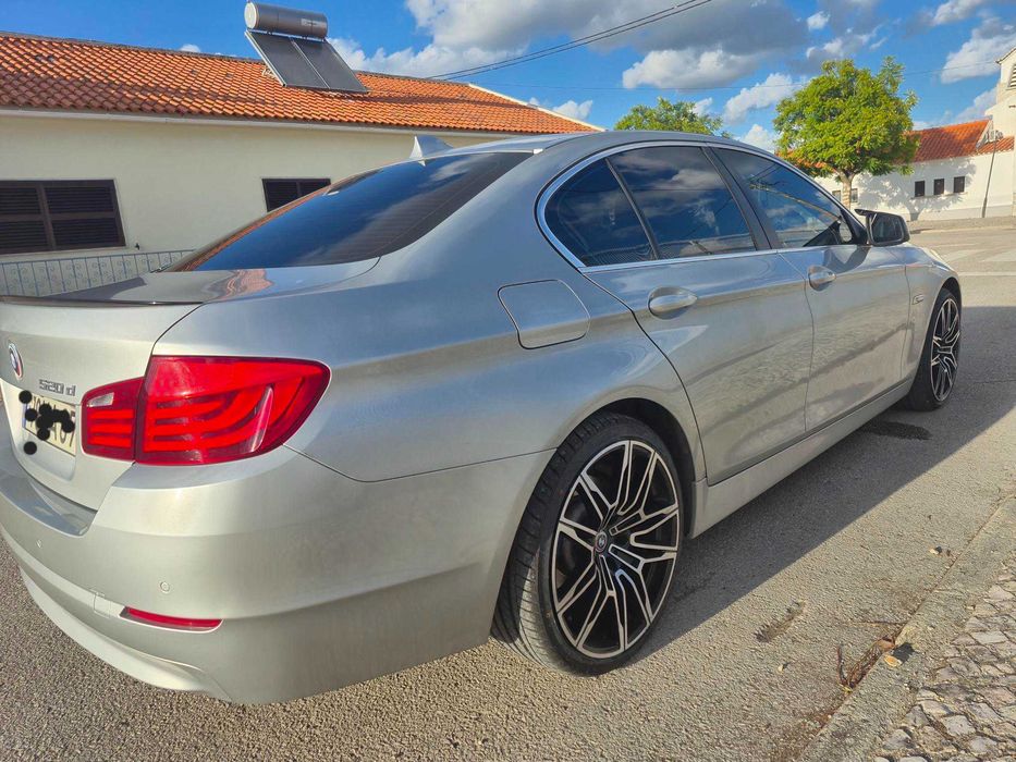 BMW 520d Nacional | 130.000 km | CarPlay | Jantes 20” foto 5