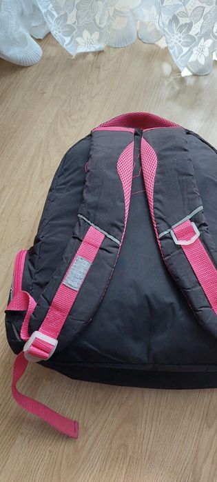Продам женский рюкзак.