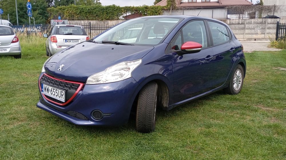 Peugeot 208
