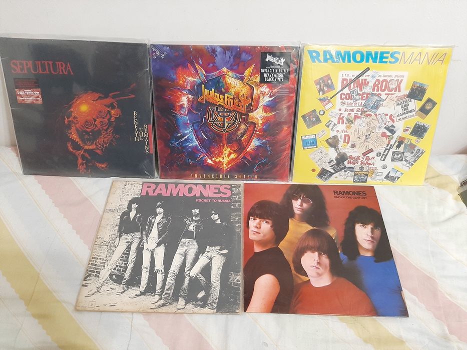 HEAVY METAL VINIL 44 DISCOS várias bandas