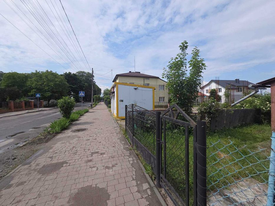 Нежитлове приміщення навпроти Поліклініки, м. Кам'янка-Бузька