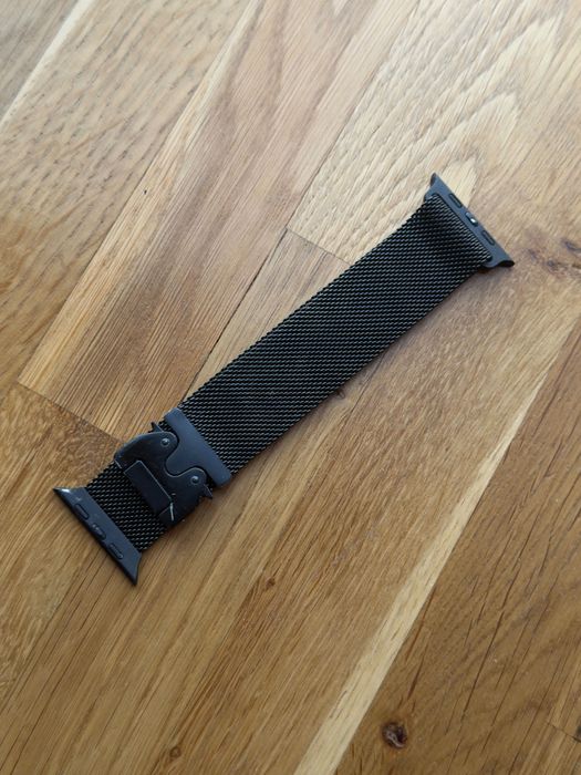 Bracelete milanesa preta Apple Watch 44/45/49 mm (Ultra)