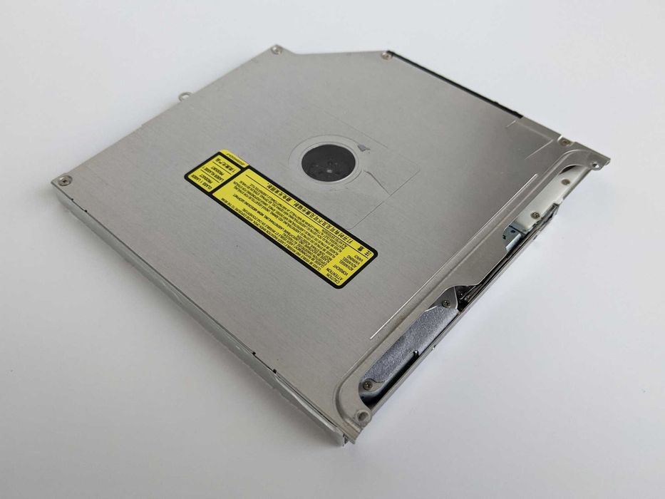 Macbook Pro 15" (A1286/2011) em peças