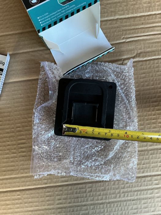 Адаптер інвертор 18V-21V на 220V та USB (під акумулятор) новий