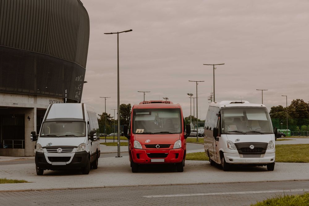 GH BUS Przewóz osób Tychy: transport, wynajem busów