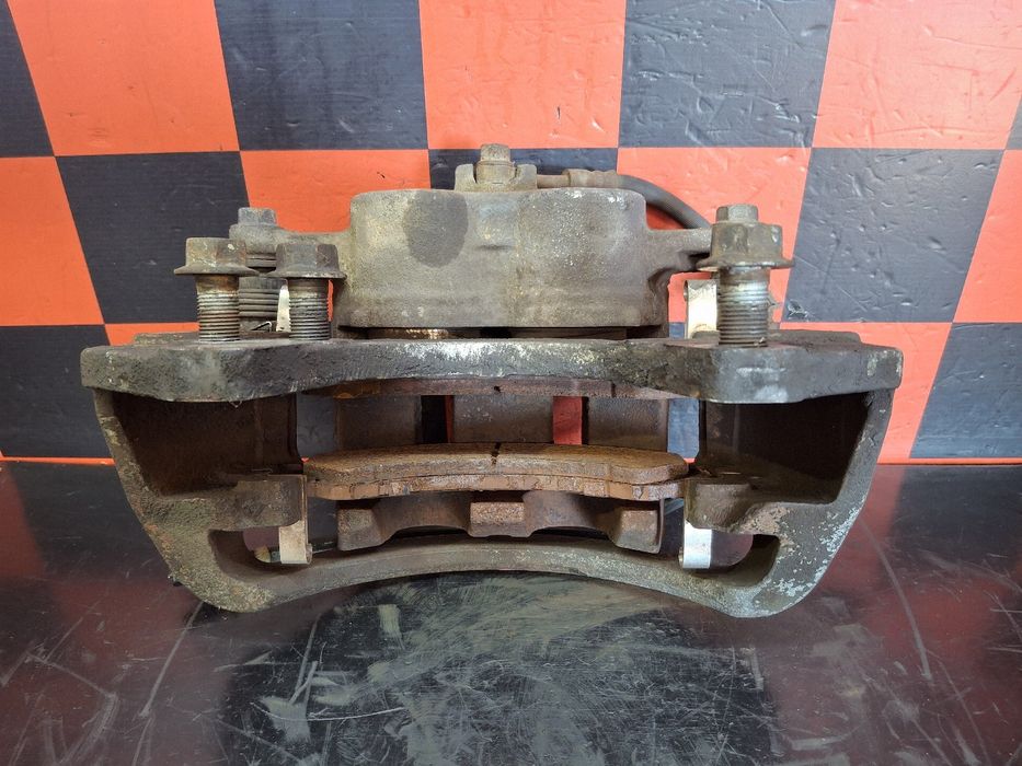 Pinça travão / maxila de travão frente direita TOYOTA Dyna Chassis (KD
