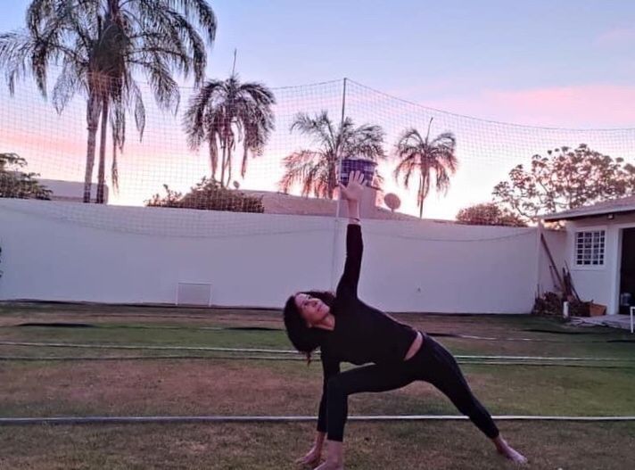 Venham fluir nas aulas de Yoga  - online , presencial e ao ar livre