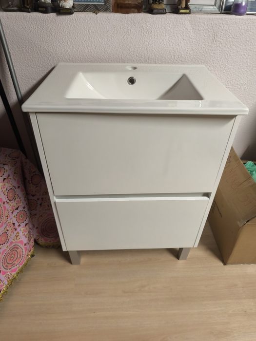 Móvel WC NOVO com lavatório