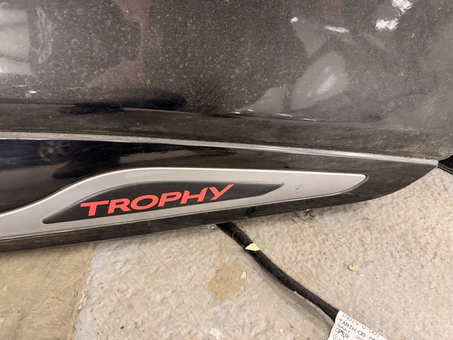 Listwa drzwi clio trophy lewy tył