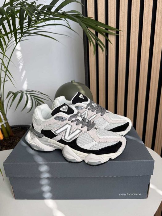 New Balance 9060 White Black