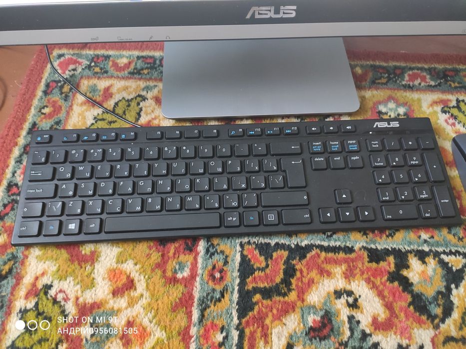 Моноблок ASUS Vivo AiO V230IC