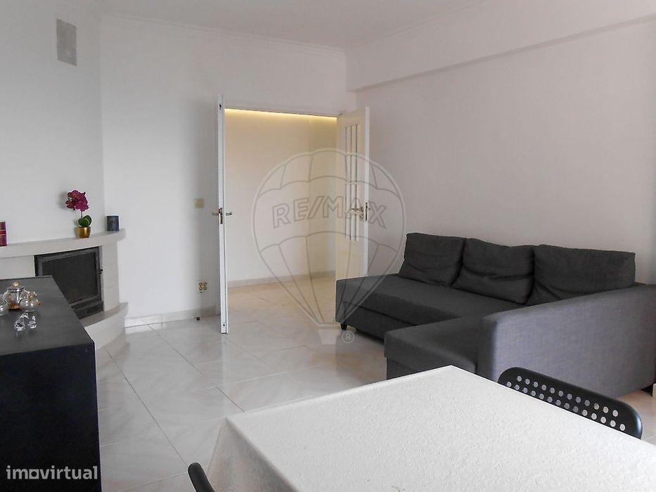 Apartamento T2 para arrendamento