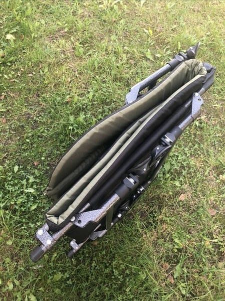 Раскладушка карповая кресло Novator Vario Bad 1 для рыбалки и отдыха