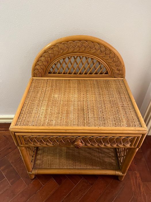 Consola vintage em rattan e bambu
